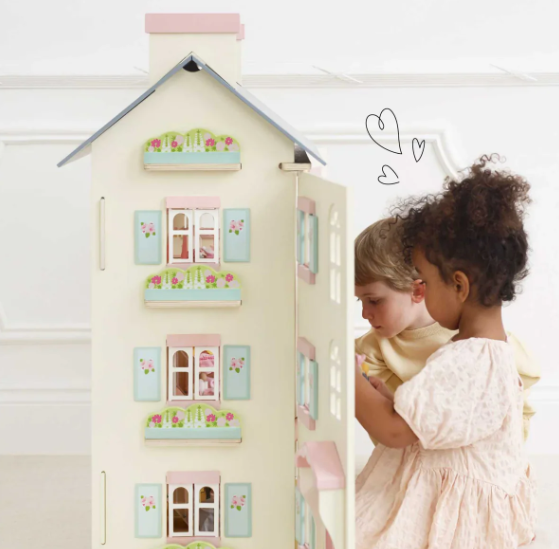 Le Toy Doll House 